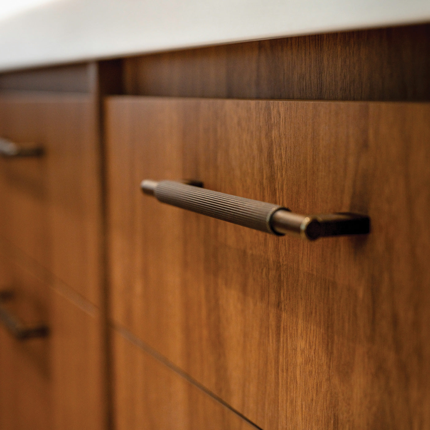 Momo Arpa D Handle 192mm In Antique Brass (2)