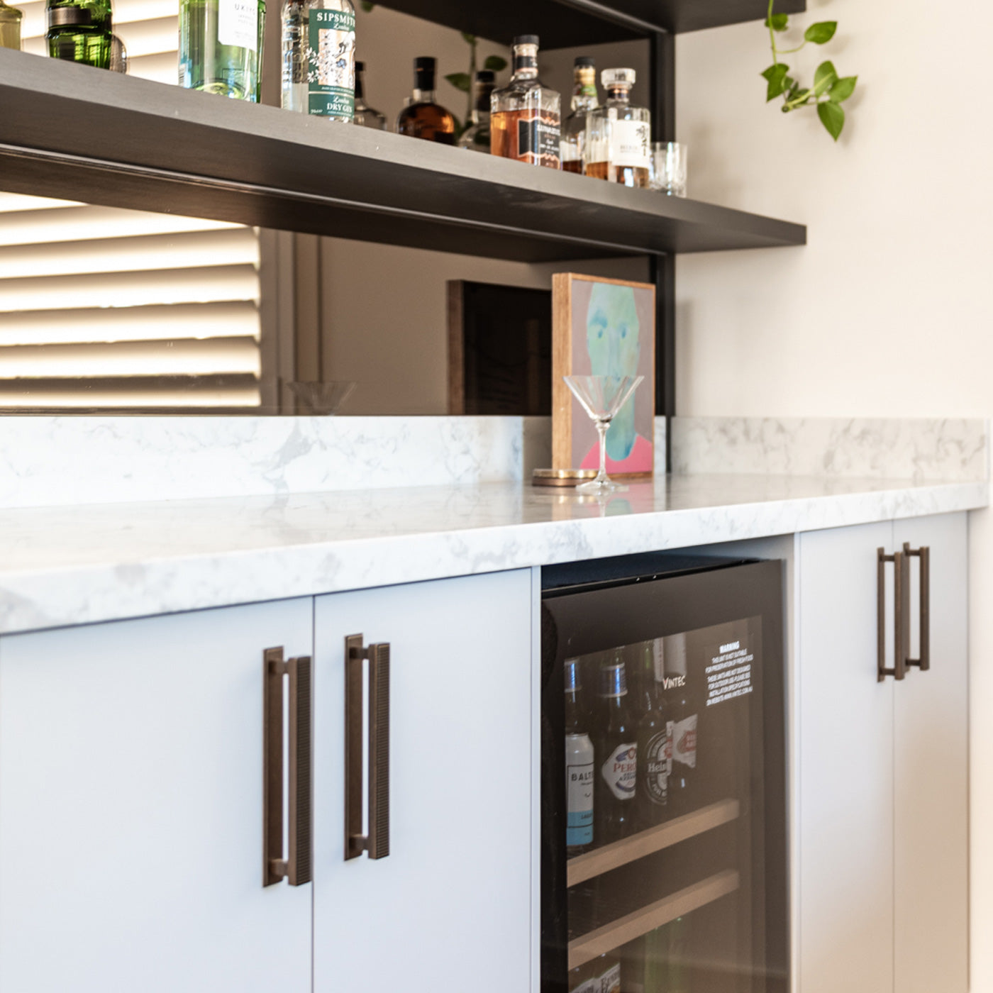 Momo Barrington Bar Handle 320mm In Bronze (4)