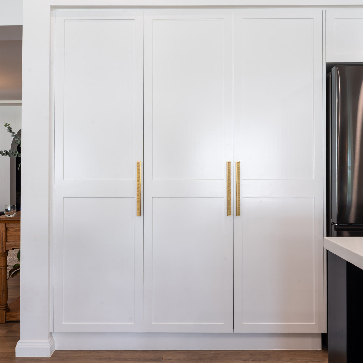 Momo Barrington Bar Handle 320mm In Matt Brass (3)