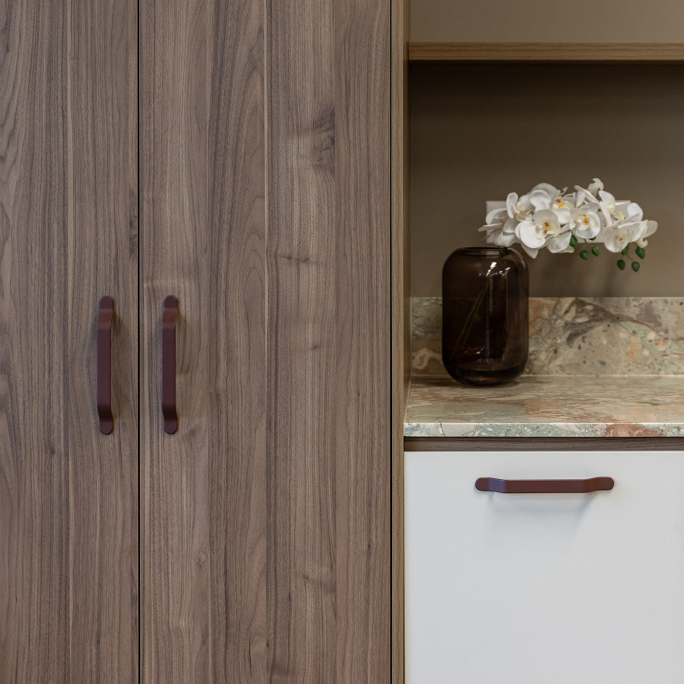 Momo Belt D Handle 160mm In Volcano Red (3)