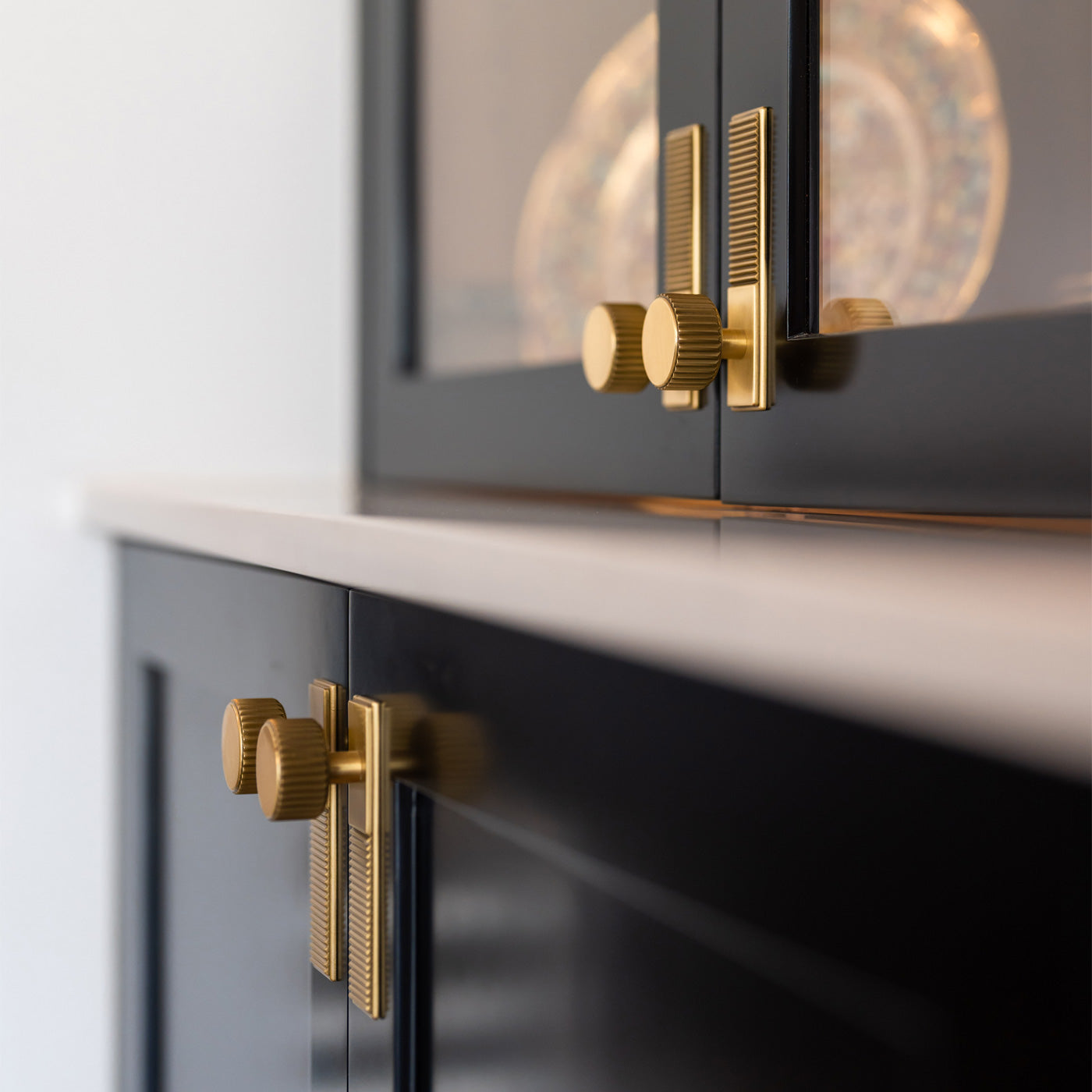 Momo Barrington Round Knob 32mm in Matt Brass (4)