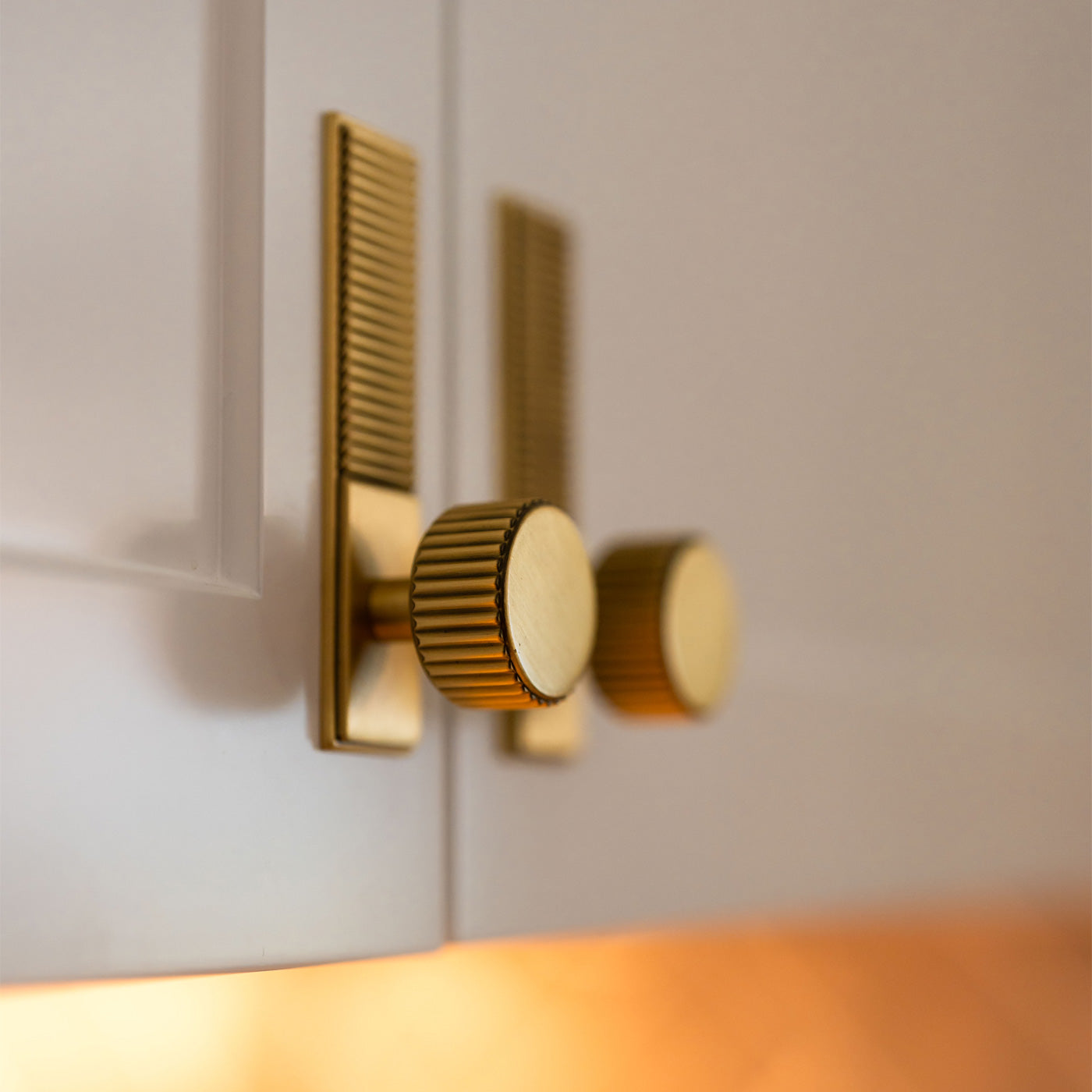 Momo Barrington Round Knob 32mm in Matt Brass (5)