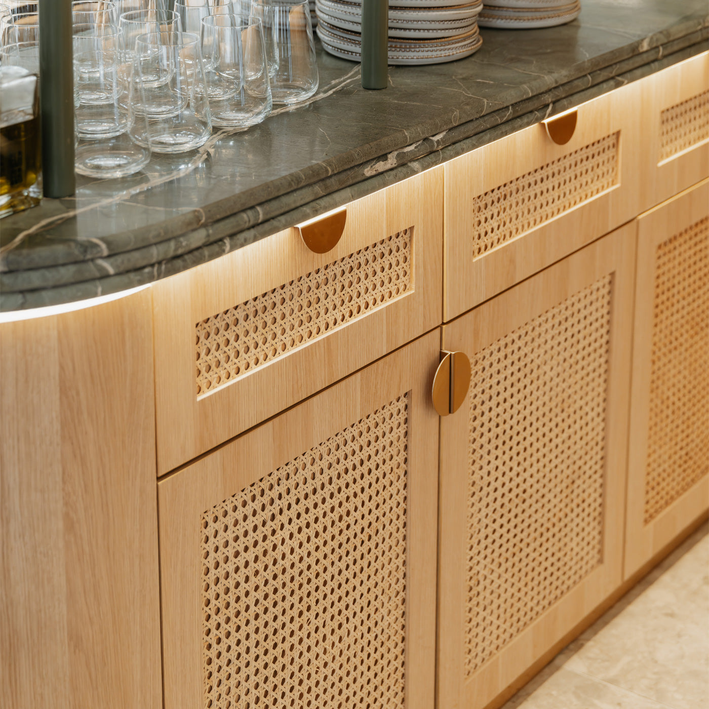 Momo Sola Half Round 60mm in Brushed Brass (2)