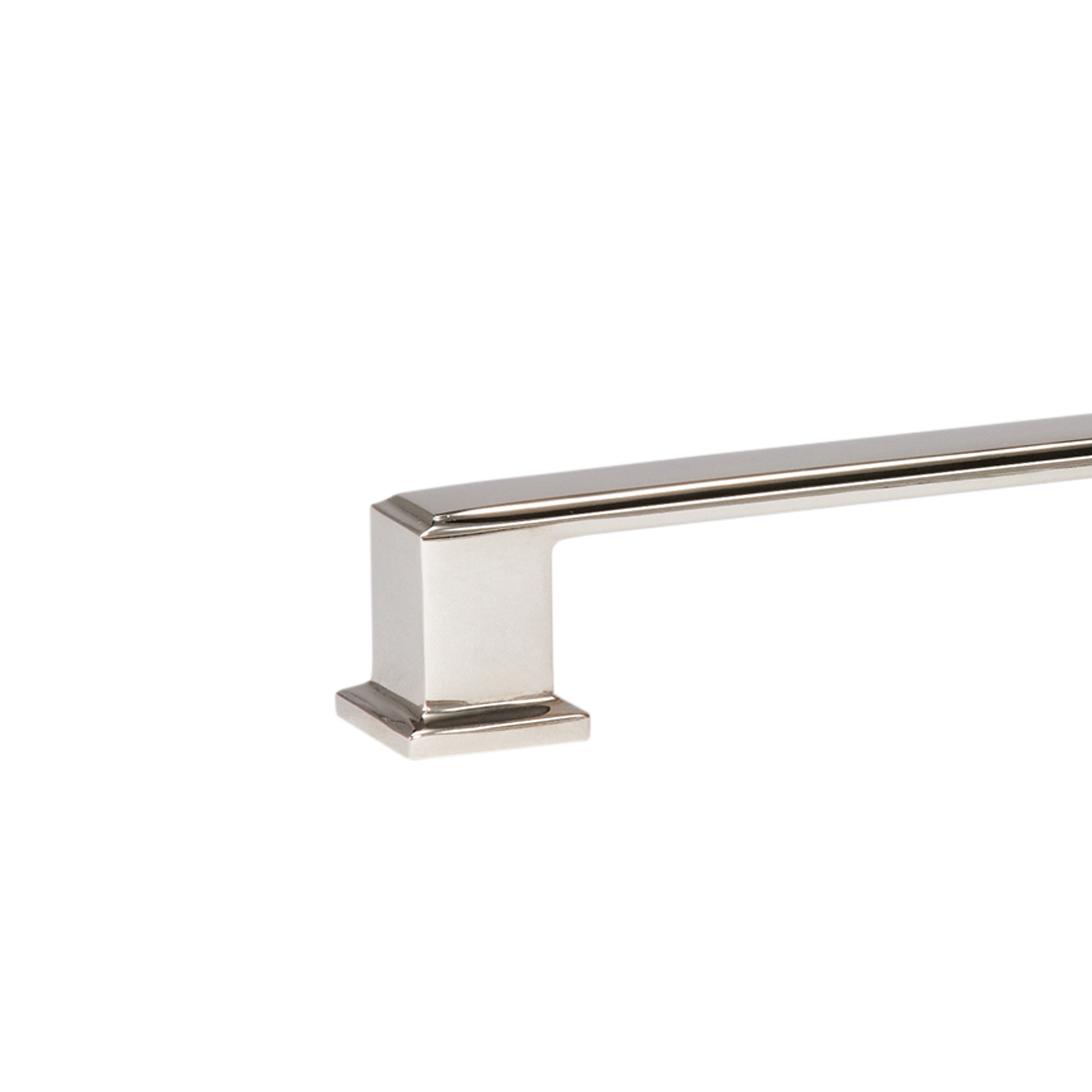 Momo Lucca D Handle 160mm in Polished Nickel (2)