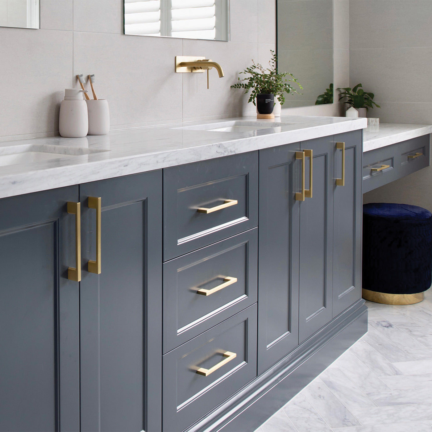 Momo Livorno D Handle 128mm In Brushed Matt Brass (2)