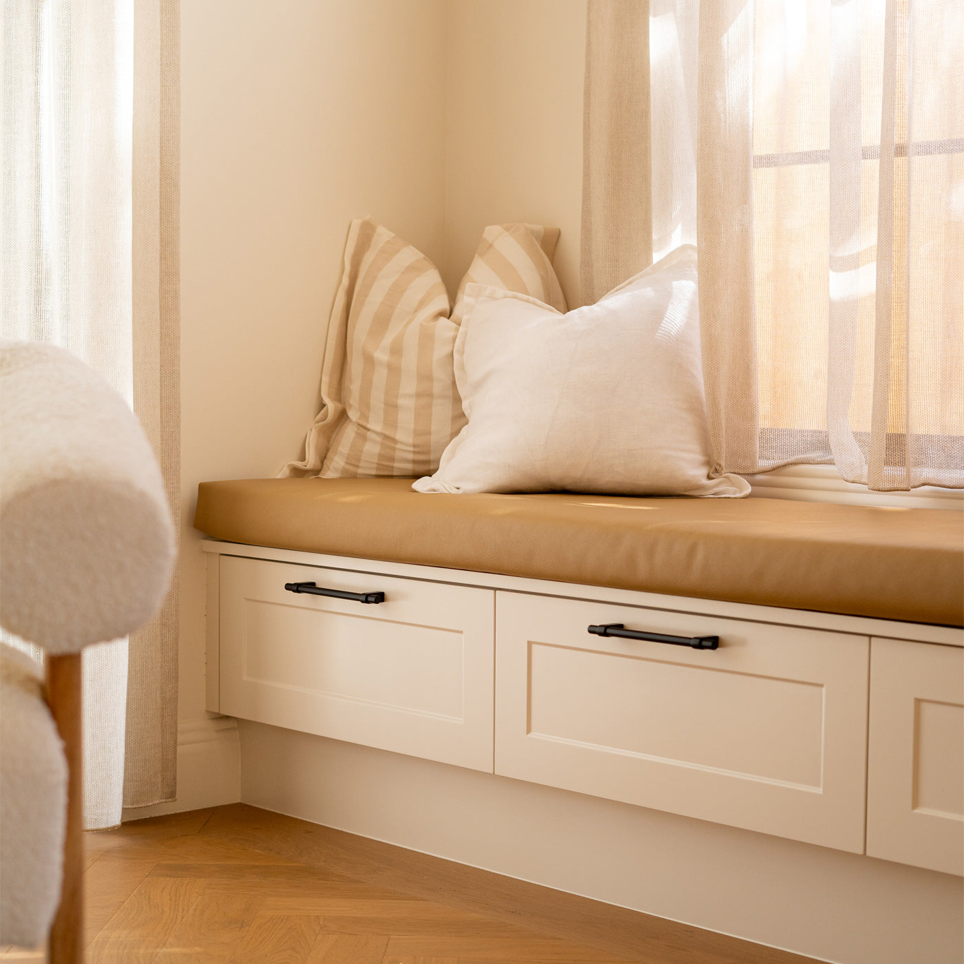 Momo Maida Bar Handle 160mm in Matt Black (2)