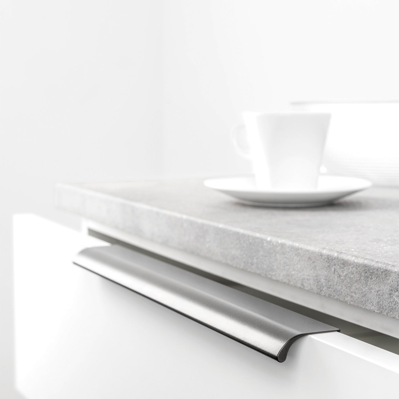 Momo Ona Lip Pull 128mm in Dull Brushed Nickel (2)