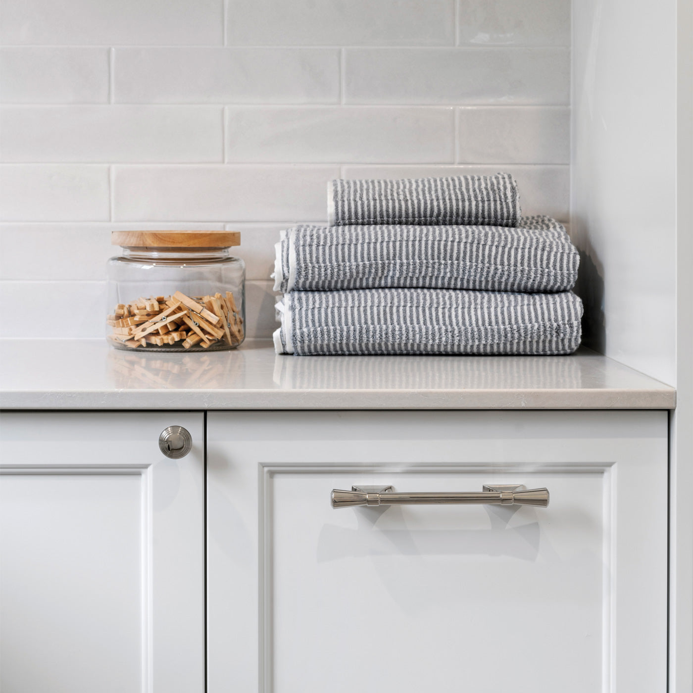 Momo Pembrey Bar Handle 128mm In Polished Nickel (5)