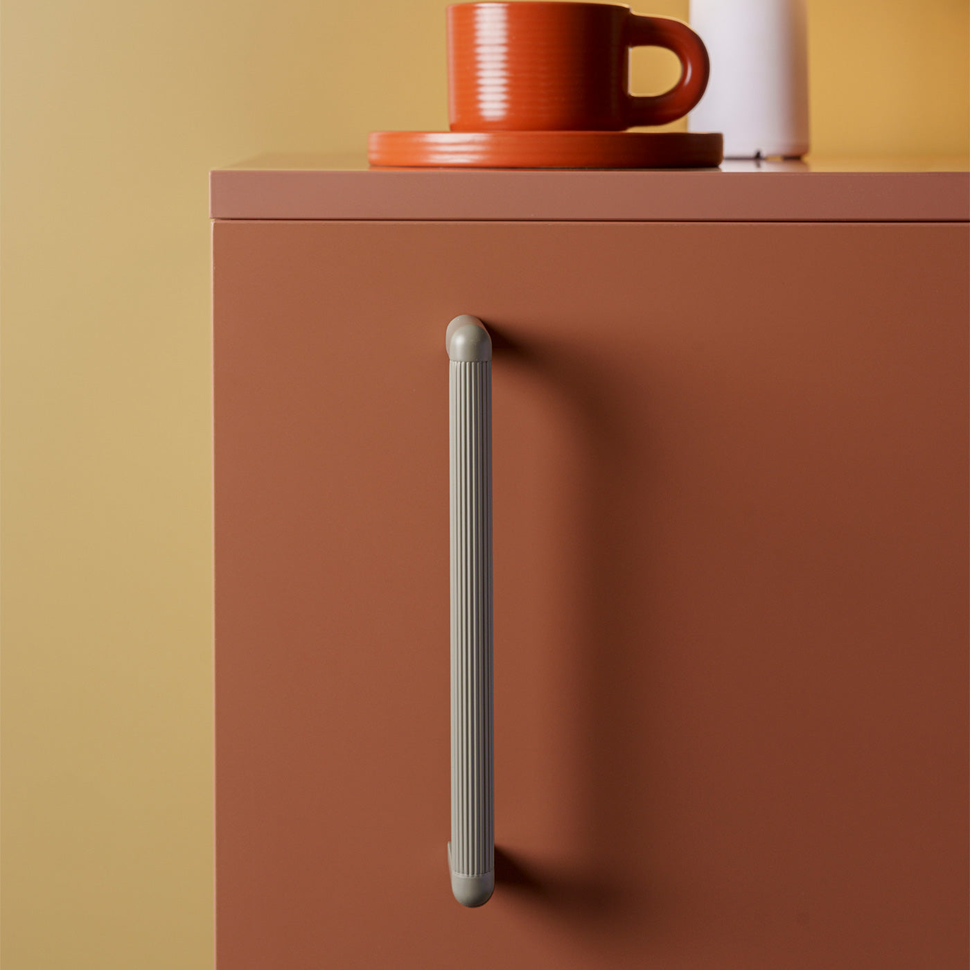 Momo Riss Mini 192mm in Moss Grey (3)