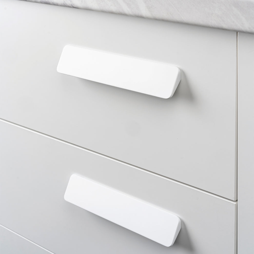 Momo Switch Pull Handle 160mm in Matt White – Momo Handles
