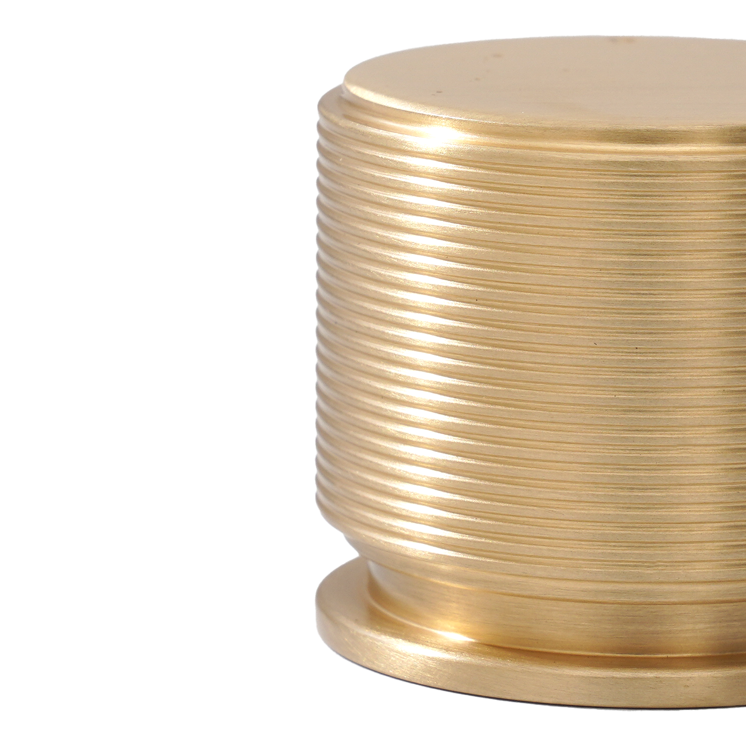 Momo Sussex Round Knob 35mm in Brushed Satin Brass (2)