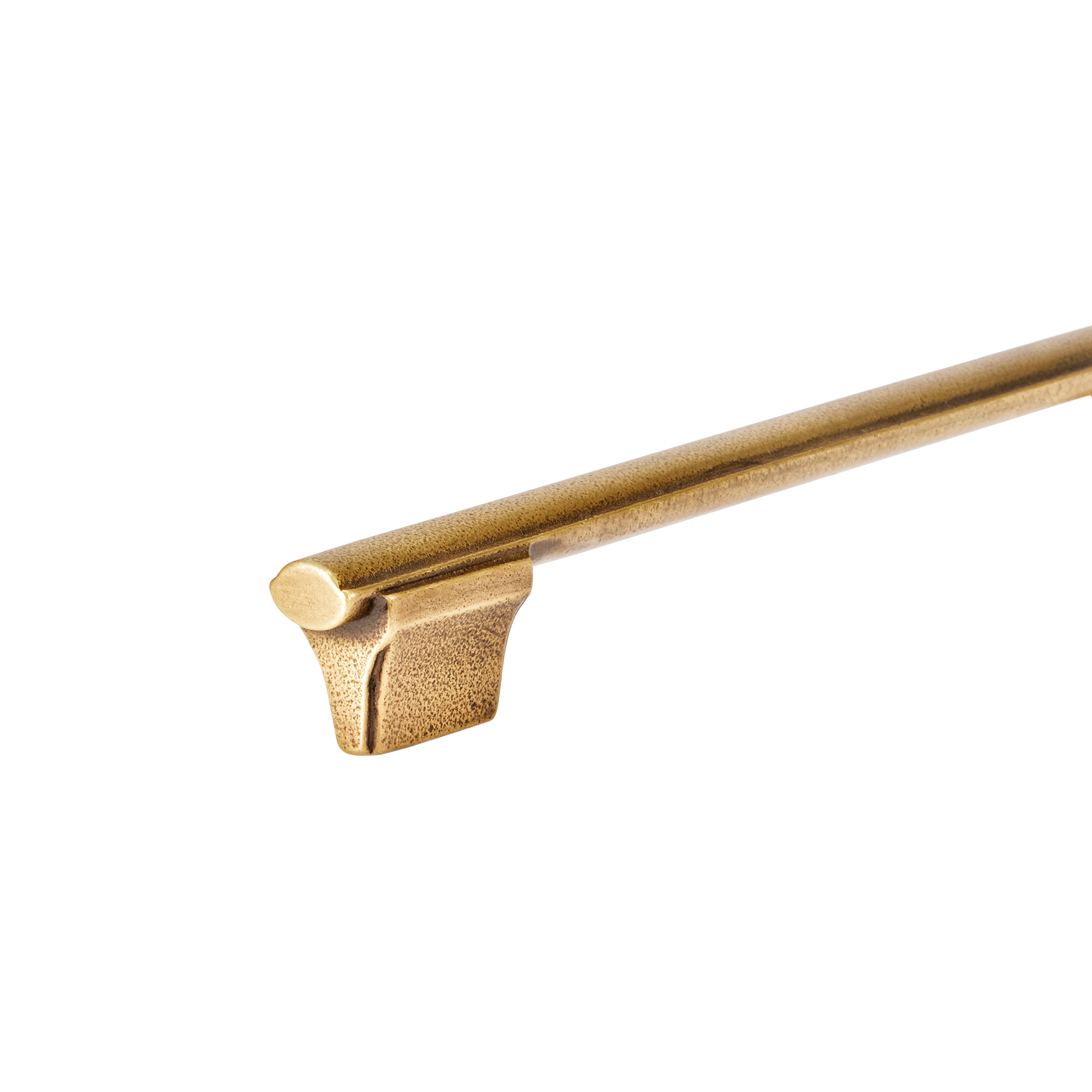 Momo Emma D Handle 128mm in Aged Antique Brass (2)