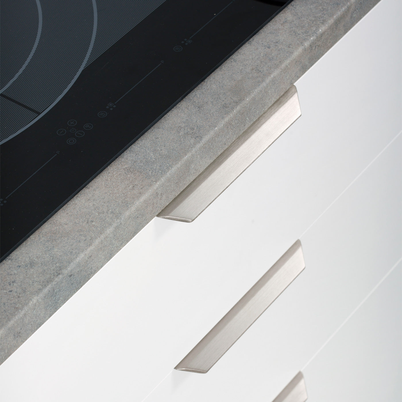 Momo Vann Lip Pull 128mm in Dull Brushed Nickel (2)